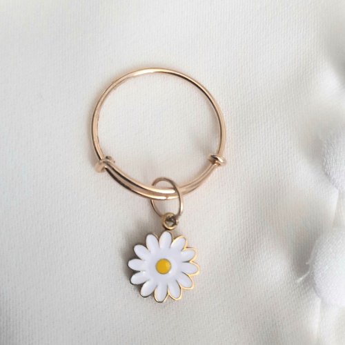 Bague or " marguerite "