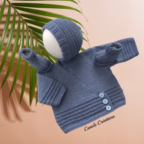 Ensemble brassière gilet + bonnet + chaussons, bébé taille 0/3 mois, fil layette 100% coton, bleu jean's