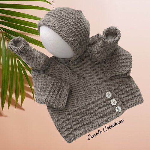 Ensemble bébé taille 0/3 mois, brassière + bonnet + chaussons, fil layette 100% coton, beige taupe