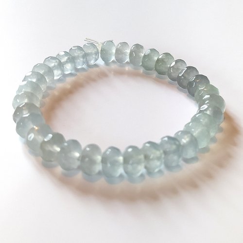 8 perles rondelles pierres aigue marine bleu claire à facette, 8x4 mm