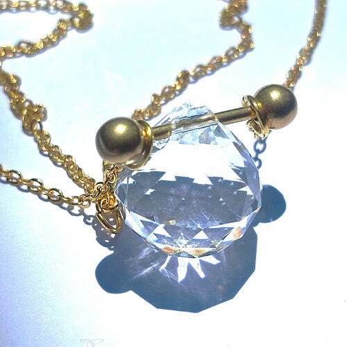 Collier attrape soleil sunshine boule cristal 15 mm et laiton bijoux suncatcher unique arc en ciel bijoux or doré chaîne création carolune