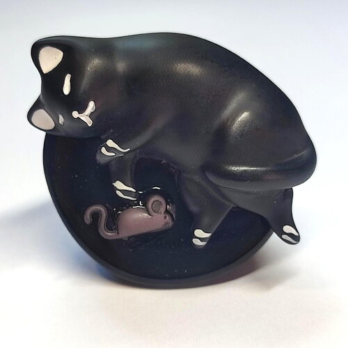 Grande bague fantaisie "les biduleries" sur support en résine bagues animalières chat noir et petite souris taille 54