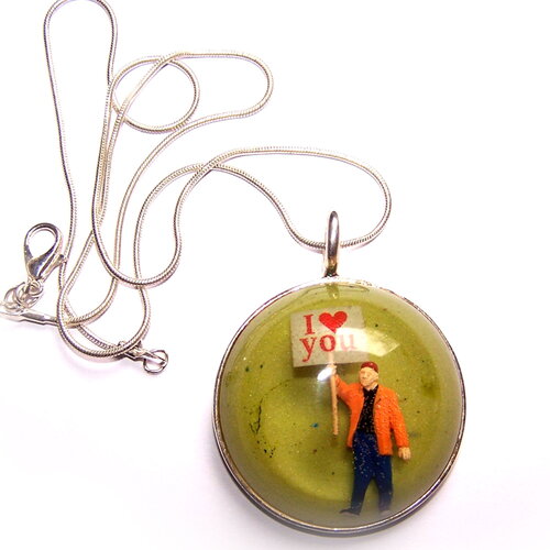 Pendentif grande boule lilliputiens "i love you" support plaqué argent et chaîne en argent