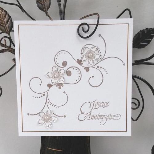 Carte Anniversaire Arabesques Fleurs Ellebores Perles Taupe Un Grand Marche