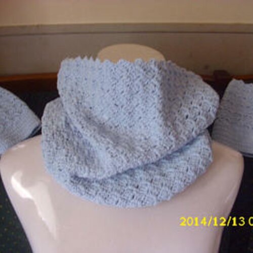 Snood Plus Mitaine Au Crochet Pour Enfant Un Grand Marche