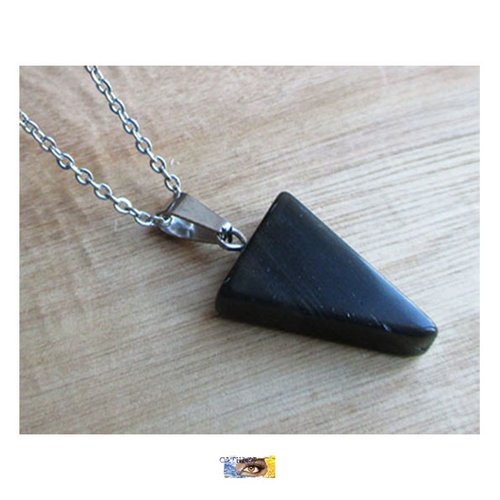 Chaîne pendentif triangle agate noire "protection-sérénité", chaîne lithothérapie, bijou pierre naturelle, cabochon pierre