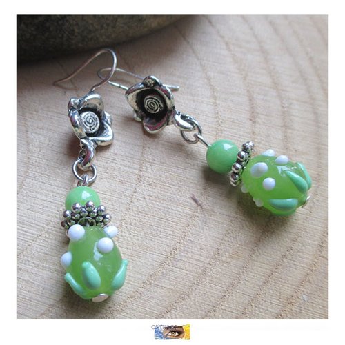 B.o. "fleur" verre murano, perles coquillage, métal argent