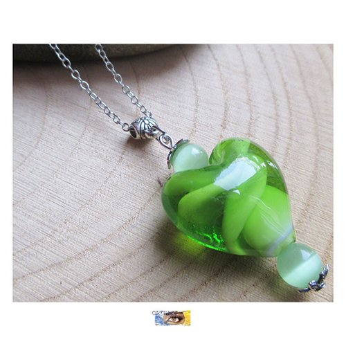 Chaîne pendentif - "cœur" verre - façon murano (inclusion formes blanches), perles œil de chat - chaine métal argent