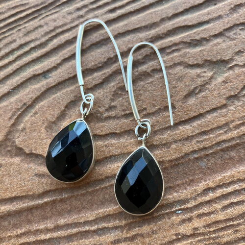 Boucles modernes en argent 925 et onyx facette