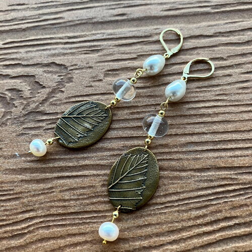 Boucles pendantes en bronze massif, plaqué or, perle d eau douce véritable et nacre swarovski