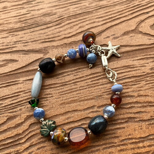 Bracelet, bracelet été, bleu, orange, semi precieuse, agate feu, agate tibétaine, verre filé d art