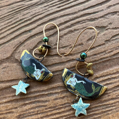 Boucles art deco sirène en céramique d art