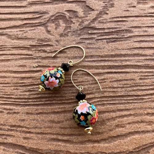 Boucles romantiques en gold filled, perles tensha japonaise et cristal swarovski