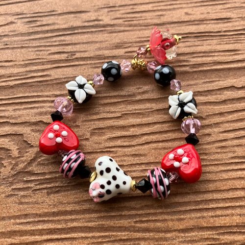 Collection saint valentin - bracelet cœur rouge et rose saint valentin de multiples perles en verre filé au chalumeau et plaqué or