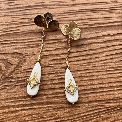 Longues boucles bohème chic en nacre naturelle, cristal swarovski, plaqué or