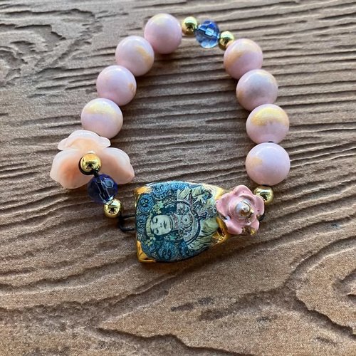 Bracelet art deco en semi précieuse jade rose poudre or, porcelaine et céramique émaillée, plaqué or 18 carats