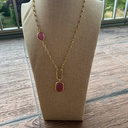 Collier chaîne plaqué or 18 carats avec son connecteur vis en zircons et pendentif en cristal rose plaqué or