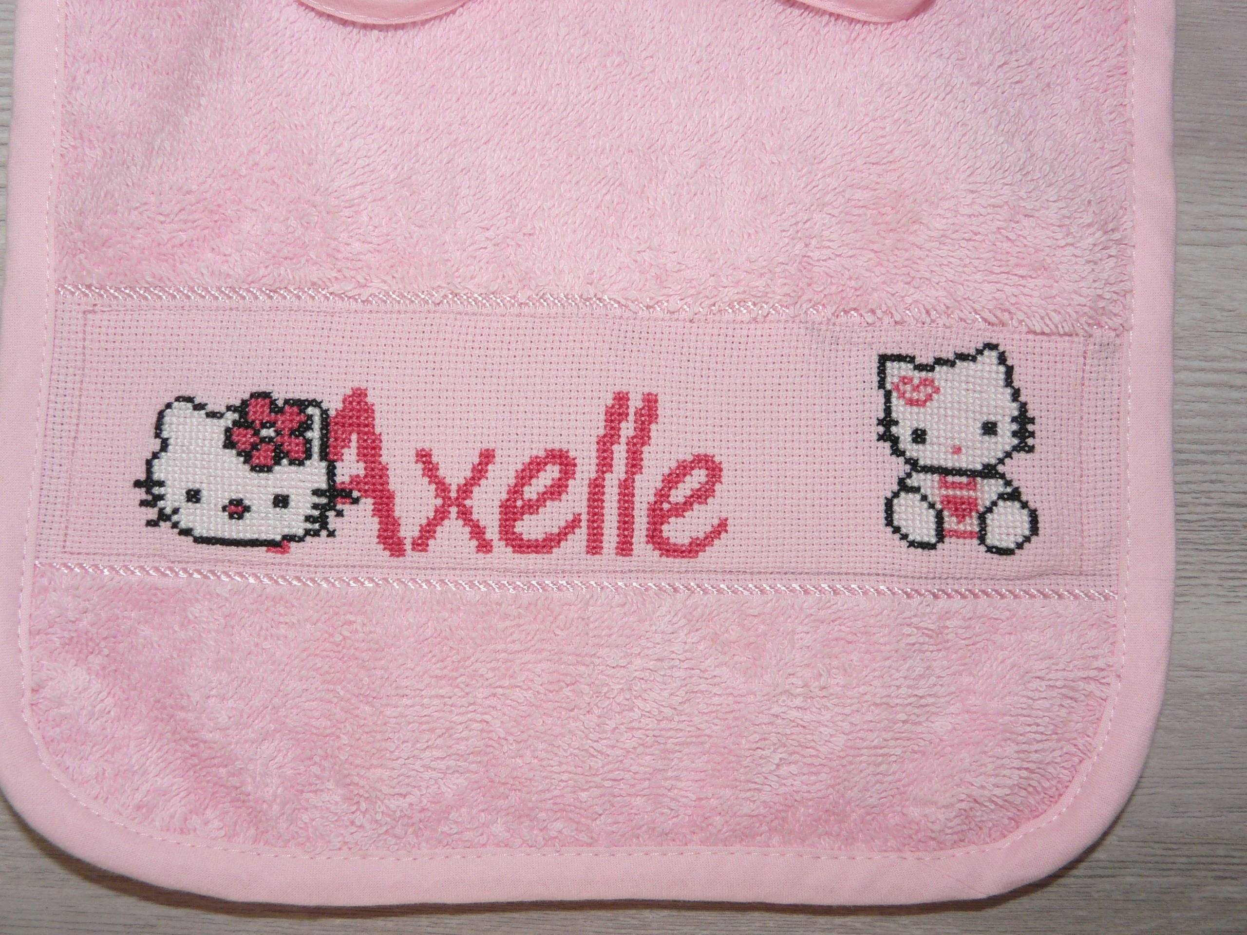 Bavoir Bebe Broderie Points De Croix Hello Kitty Un Grand Marche