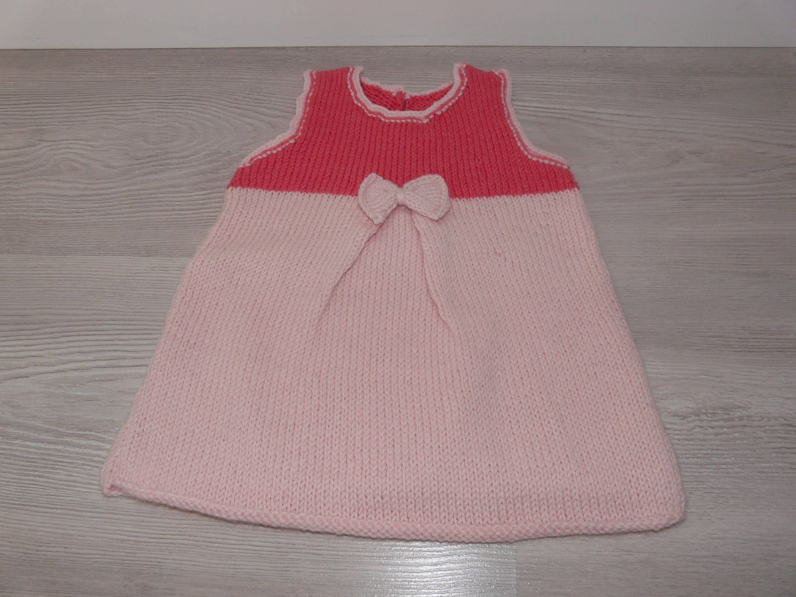 Robe Noeud Layette Laine Bebe 0 3 Mois Rose Tricot Fait Main Cadeau Naissance Un Grand Marche