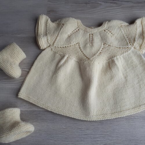 Ensemble Brassiere Chaussons Bebe 0 3 Mois Tricot Laine Fait Main Layette Un Grand Marche