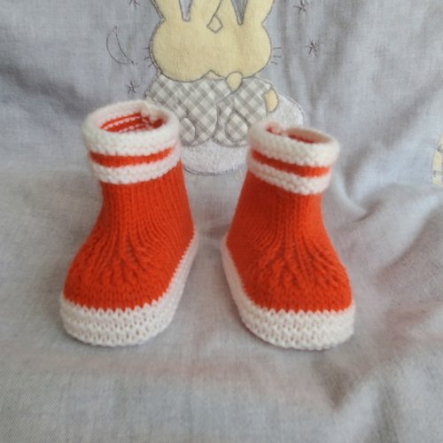 Chaussons bottes de pluie rouge vermillon en laine spéciale layette, tricot fait main, pour bébé de 0 à 3 mois