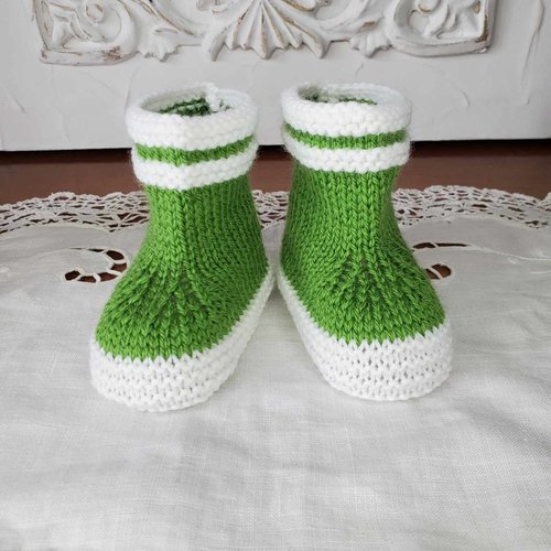 Chaussons bottes de pluie vert gazon en laine spéciale layette, tricot fait main, pour bébé de 0 à 3 mois