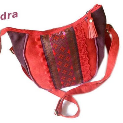 Sac bandoulière bohème chic rouge prune et mauve