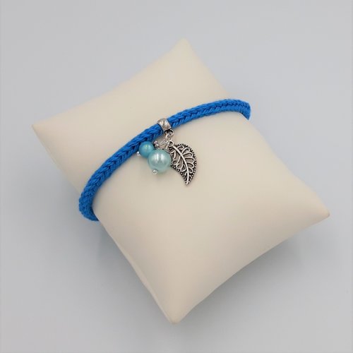Bracelet bleu turquoise au tricot