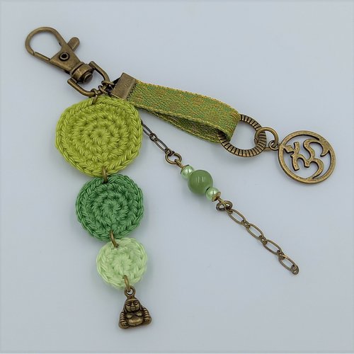 Bijou de sac / porte-clés vert et bronze - buddha
