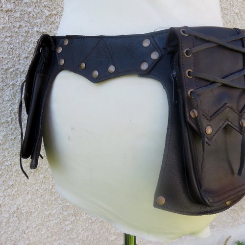 Ceinture poche cuir marron anvil modèle