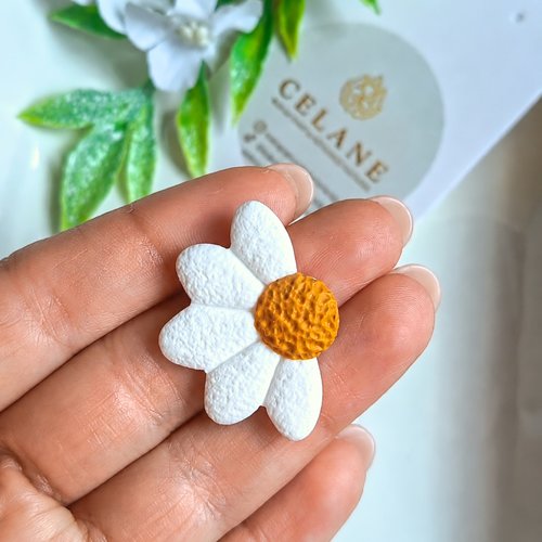 Boucles d'oreilles puces maelys faites main