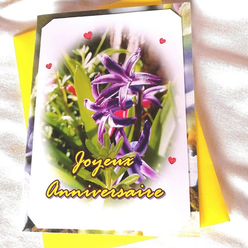 Carte double joyeux anniversaire fleurie jacinthe violette 10x15cm avec enveloppe