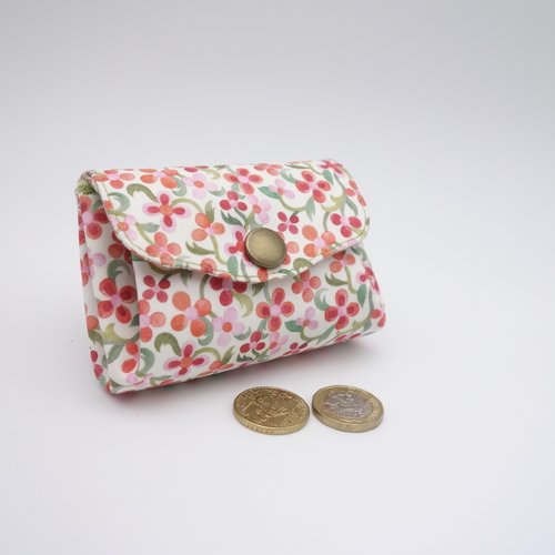Porte-monnaie en coton liberty tana lawn rose tendre et vert kaki, petit portefeuille à trois poches
