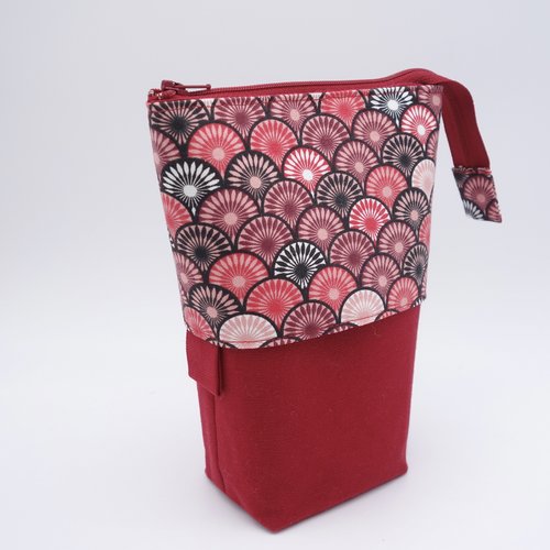 Trousse verticale transformable en pot à crayons, toile de coton rouge, tissu imprimé d'écailles stylisées de style japonais