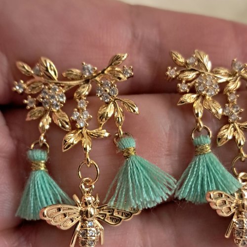 Boucles d’oreilles abeilles