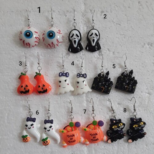 Boucles d'oreilles , crochets , pendantes , résines , 2 a 3cm , fantômes , citrouilles , vampire , chauve souris , oeil , halloween
