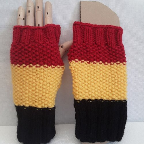 Mitaines gants sans doigts ouverture pouces  chauffe-pouls  manchettes , drapeau,  belge, belgique,  20cm , laine , tricot
