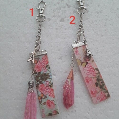 Bijoux de sac porte clés coton ruban breloque fleurs roses , papillons