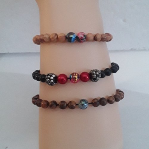 3 bracelets perles bois ou perles rondes brillantes. extensible . (lot  3 bracelets