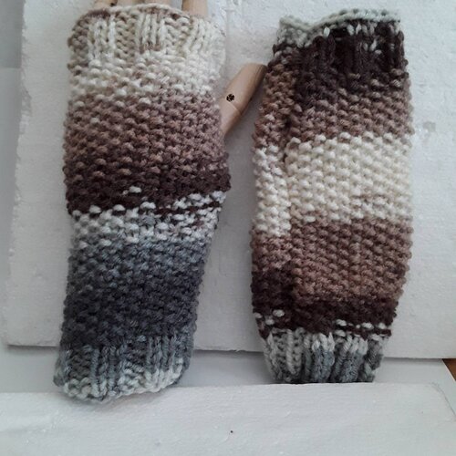 Mitaines laine bruns bleu beige  , gants sans doigts , ouverture pouces ,  laine . 20 cm , mixte. tricot.