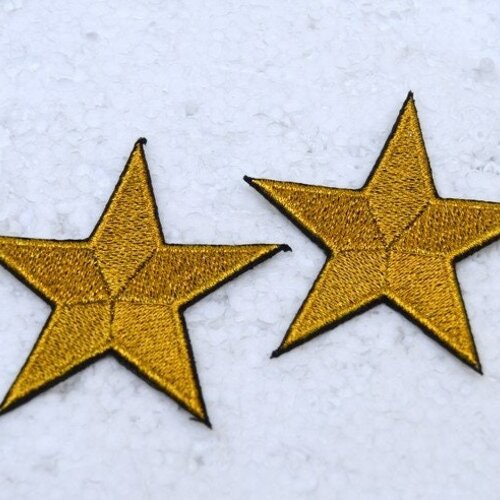 Étoiles dorées patchs écussons brodées thermocollant 5.5 cm lot 2 étoiles 5 pointes