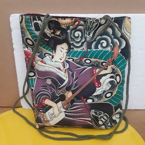 Sac épaule tote bag  coton grand geisha japonaise , doublée , poche , fermer avecc vecro anses kaki 107 cm