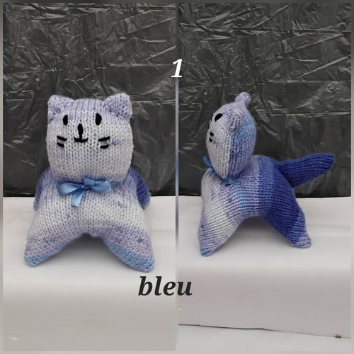 Les doudous chats  , peluches , poupées , tricot mains , acrylique