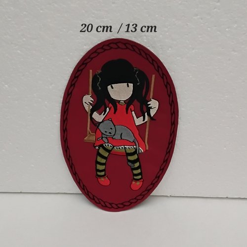 Patch , écusson , thermocollant , petite fille a balancoire , 20/13 cm