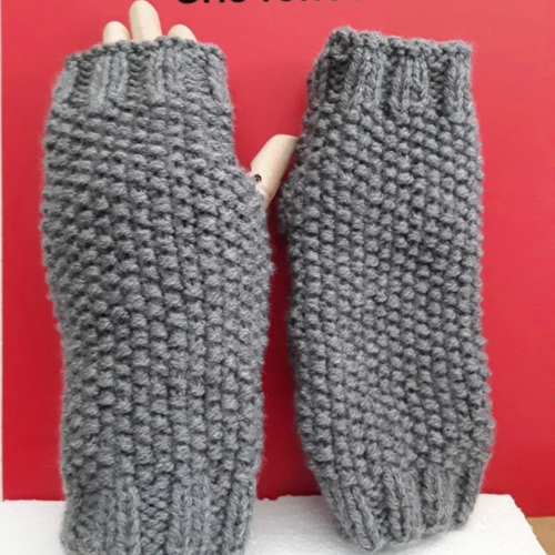 Mitaines gris foncés , 20 cm , gants sans doigts , ouverture pouces