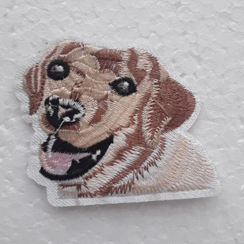 Patch thermocollant  ,  broder , chien , labrador , chien brun , 6 / 6.5 cm