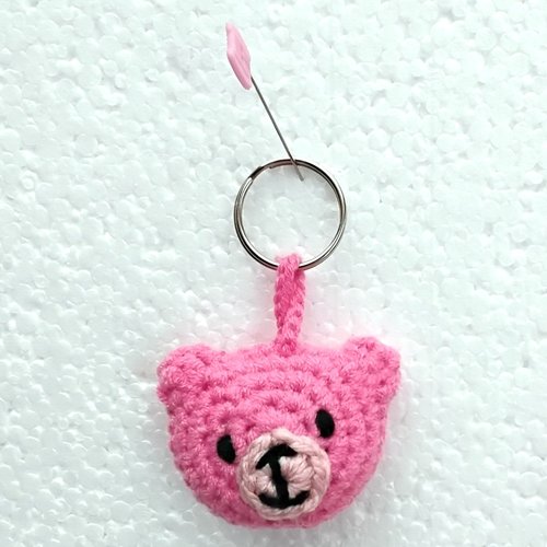 Porte clés , bijoux de sac , tête , ours  ,  rose    , rembourrer , crocheter coton , +-5 cm + anneau métallique