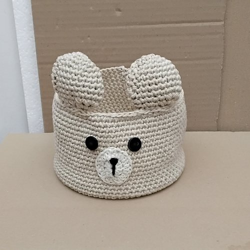 Panier  , corbeille , fait au crochet , ours beige , coton , 15 / 9 cm