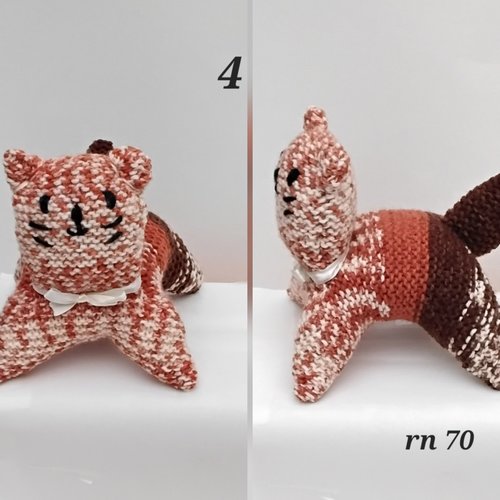 Chat , petit chat tricot , acrylique  , rembourré , 15 cm , brun ,