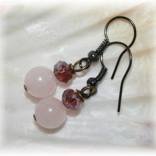 Boucles d'oreilles pendantes quartz rose, cristal prune, bronze